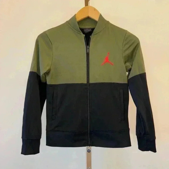 Jordan Boys' Colorblock Track Jacket Size S Multicolor Casual Zip-Up - Picture 1 of 7